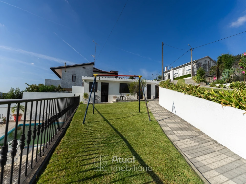 Moradia T4 para Arrendamento em Caldas de Vizela (São Miguel e São João) Foto 37