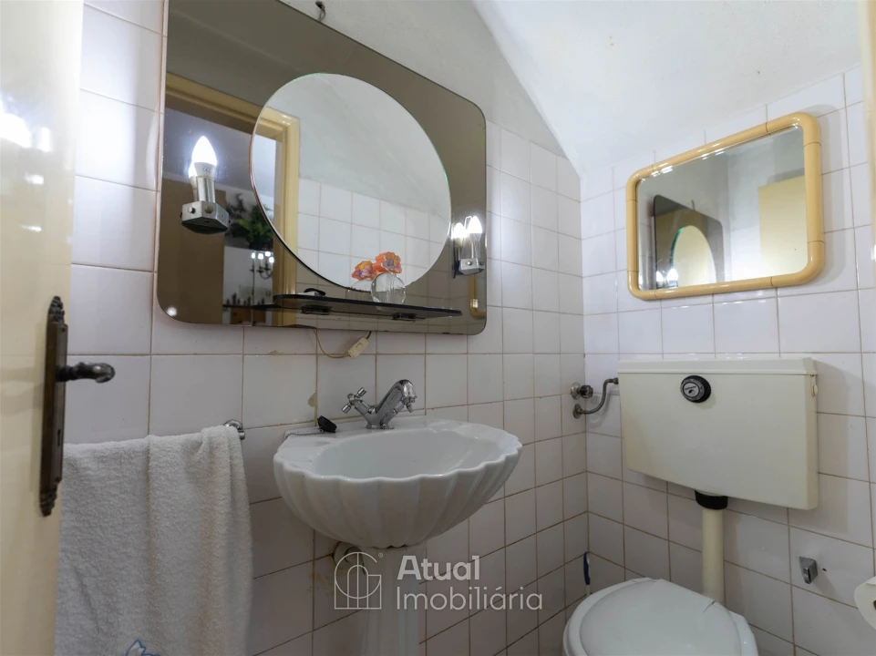 Moradia T4 para Arrendamento em Caldas de Vizela (São Miguel e São João) Foto 28