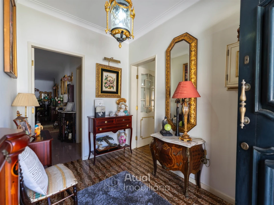 Moradia T4 para Arrendamento em Caldas de Vizela (São Miguel e São João) Foto 3