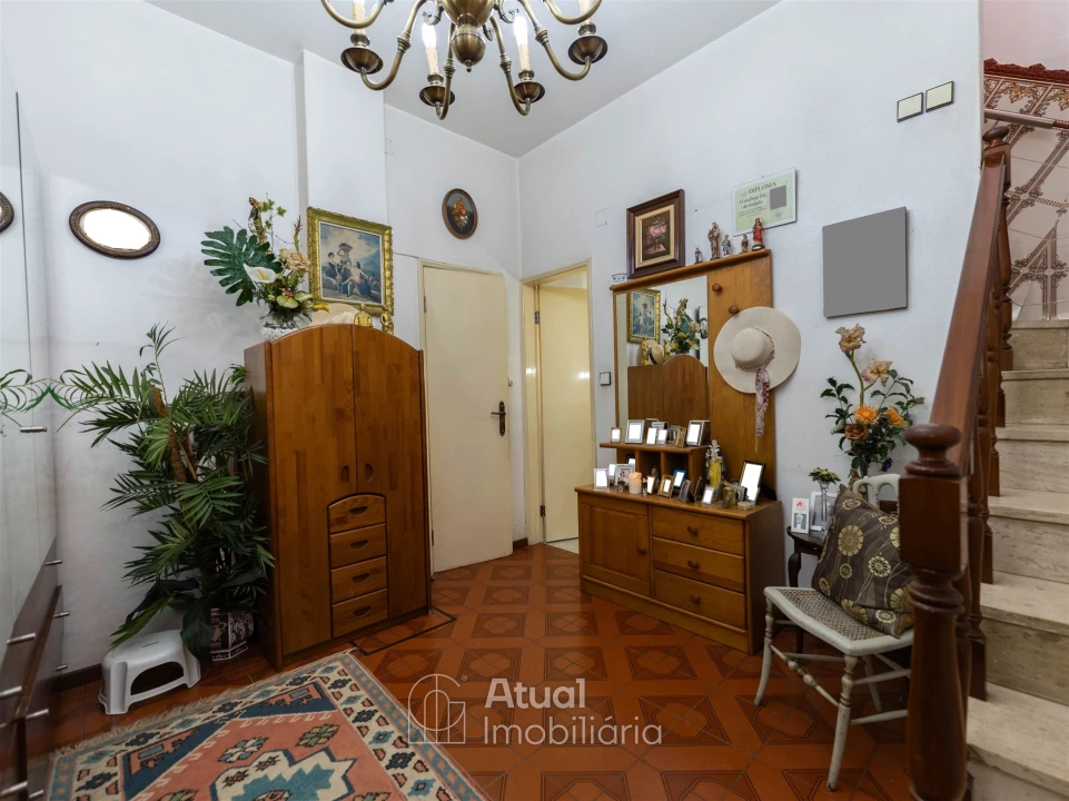 Moradia T4 para Arrendamento em Caldas de Vizela (São Miguel e São João) Foto 24