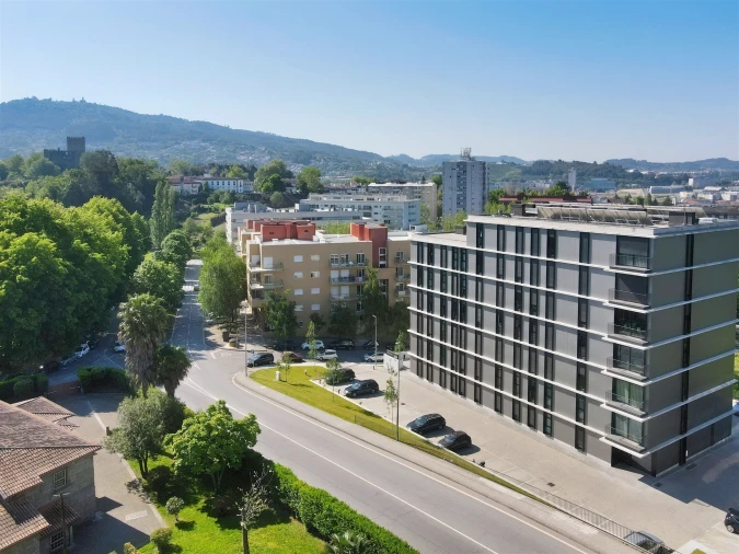 Apartamento T1 para Arrendamento em Azurem Foto 3