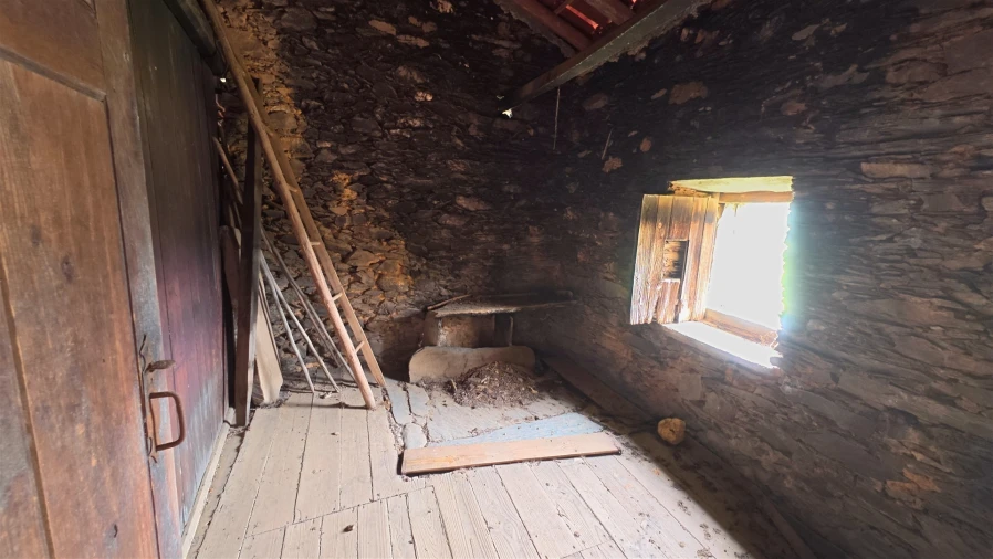 Moradia T2 para Venda em Sarzedas Foto 8