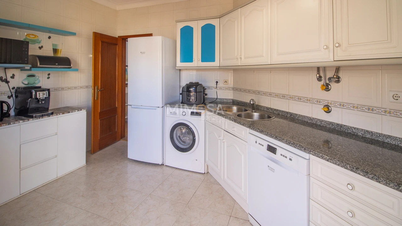 Apartamento T2 para Venda em Lagos (São Sebastião e Santa Maria) Foto 11