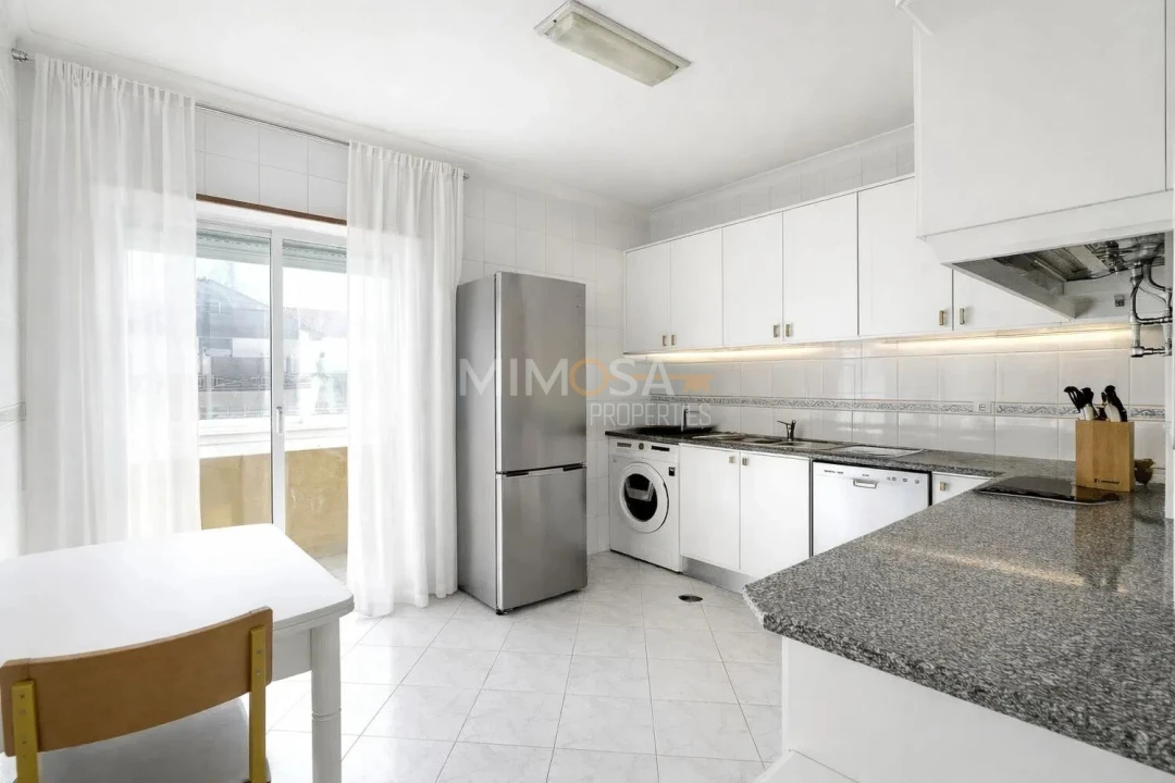 Apartamento T2 para Venda em Lagos (São Sebastião e Santa Maria) Foto 3