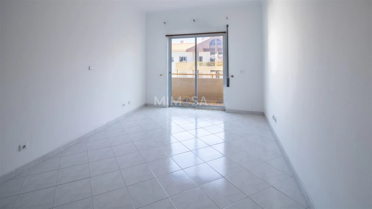 Apartamento T2 para Venda em Lagos (São Sebastião e Santa Maria) Foto 4