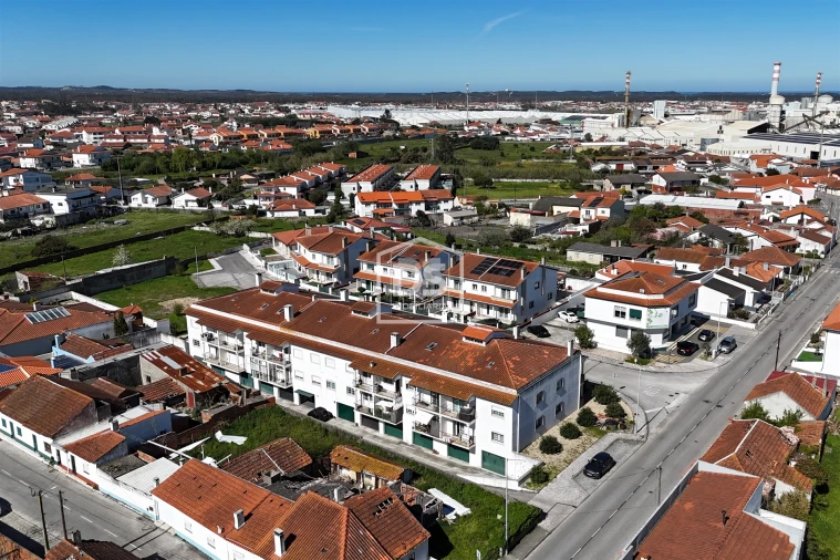 Apartamento T3 para Venda em Marinha Grande Foto 28