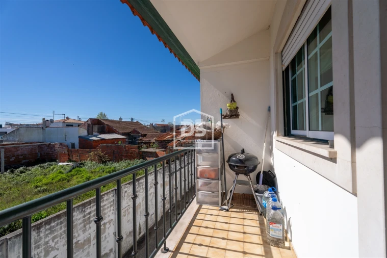 Apartamento T3 para Venda em Marinha Grande Foto 11