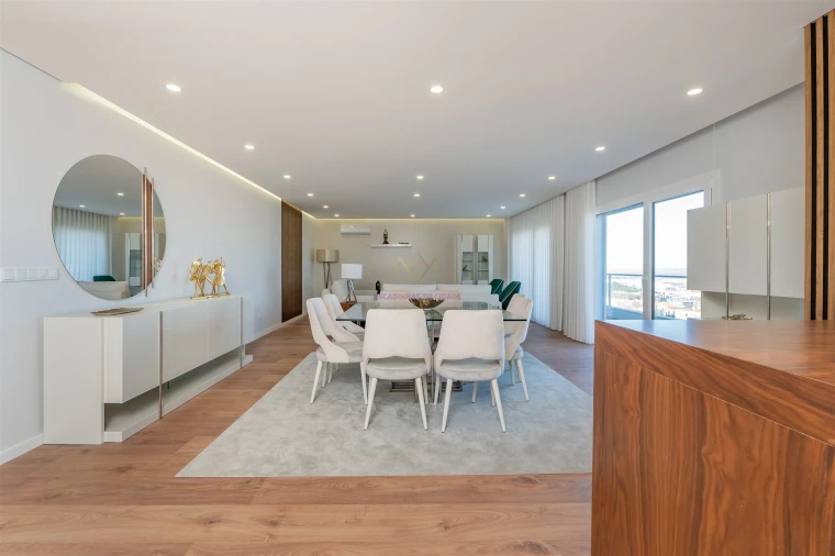 Apartamento T3 para Venda em Alverca do Ribatejo e Sobralinho Foto 3