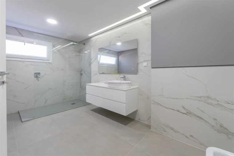 Apartamento T4 para Venda em Alverca do Ribatejo e Sobralinho Foto 25