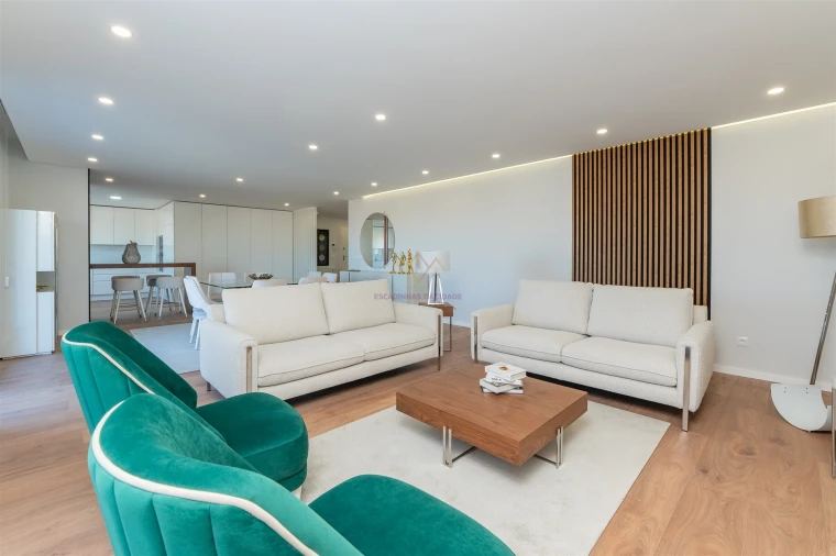 Apartamento T4 para Venda em Alverca do Ribatejo e Sobralinho Foto 5