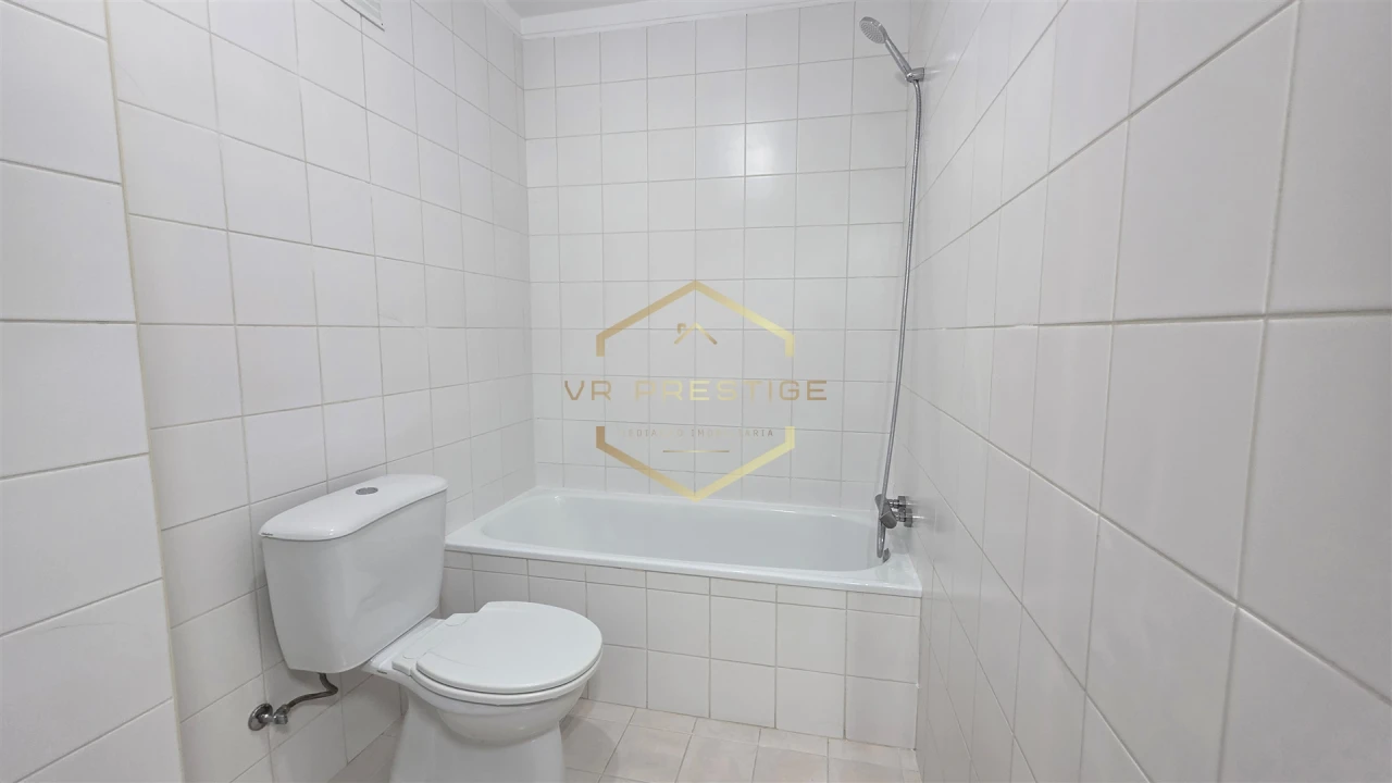 Apartamento T1 para Venda em Aver-O-Mar, Amorim e Terroso Foto 10