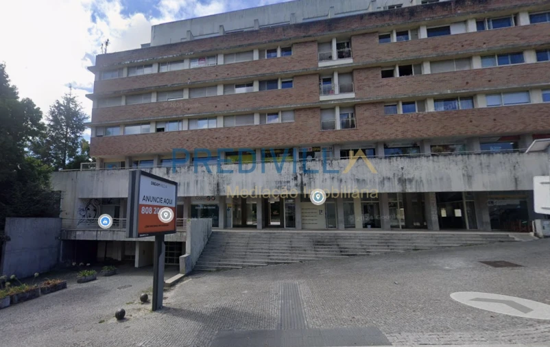 Apartamento T0 para Venda em Castêlo da Maia Foto 8