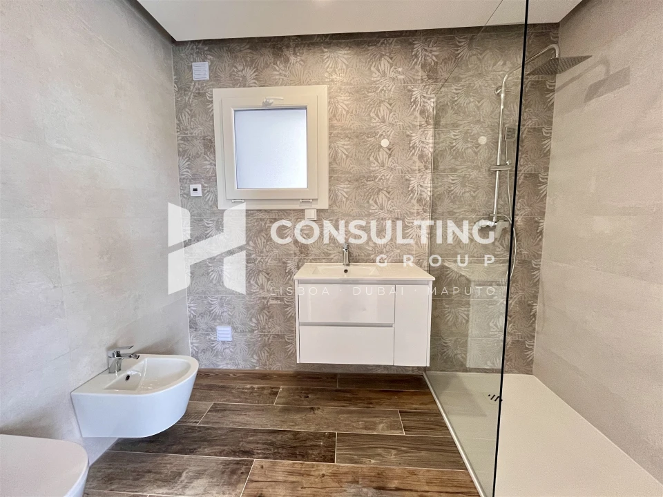 Moradia T3 para Venda em Sesimbra (Castelo) Foto 16