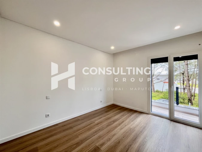 Moradia T3 para Venda em Sesimbra (Castelo) Foto 8