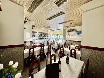 Loja para Trespasse em Mina de Água