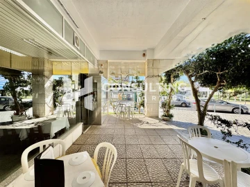 Loja para Trespasse em Mina de Água