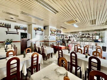 Loja para Trespasse em Mina de Água