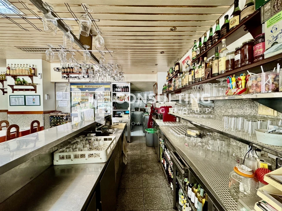 Loja para Trespasse em Mina de Água Foto 14