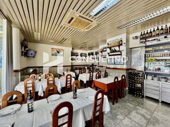 Loja para Trespasse em Mina de Água Foto 9