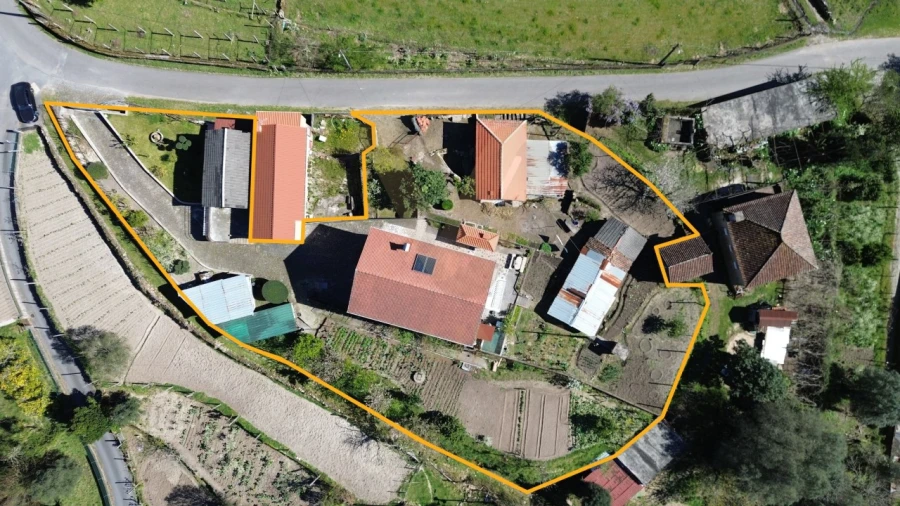 Moradia T3 para Venda em Vilela, São Cosme e São Damião e Sá Foto 2