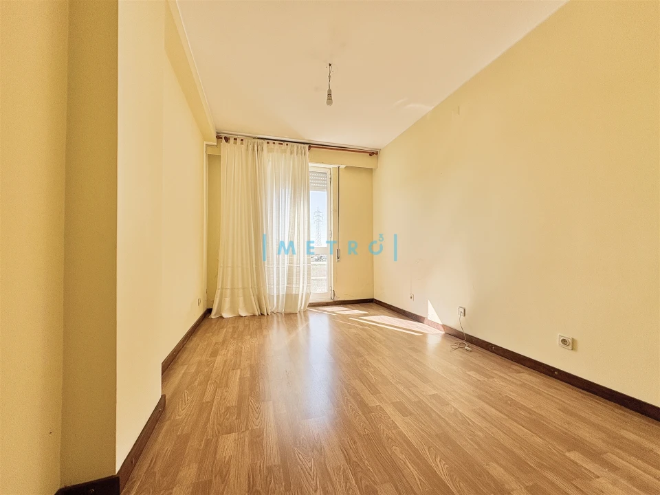 Apartamento T3 para Venda em Custóias, Leça do Balio e Guifões Foto 11