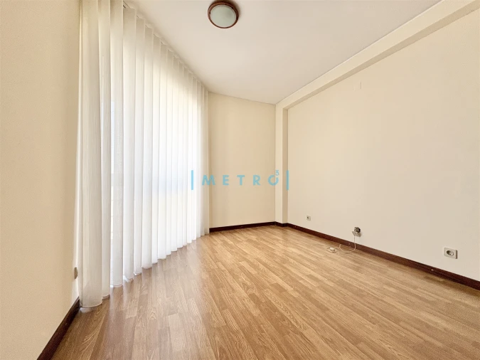 Apartamento T3 para Venda em Custóias, Leça do Balio e Guifões Foto 13