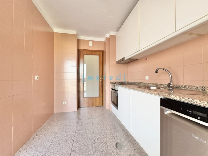 Apartamento T3 para Venda em Custóias, Leça do Balio e Guifões Foto 5