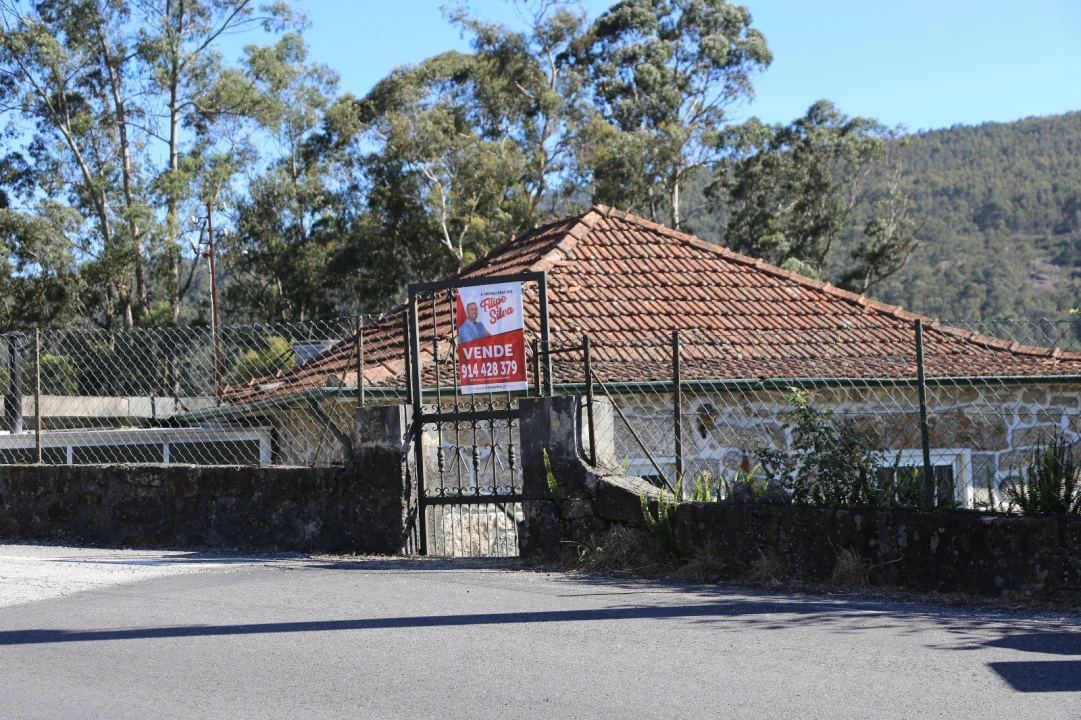 Moradia T3 para Venda em Sousela Foto 1