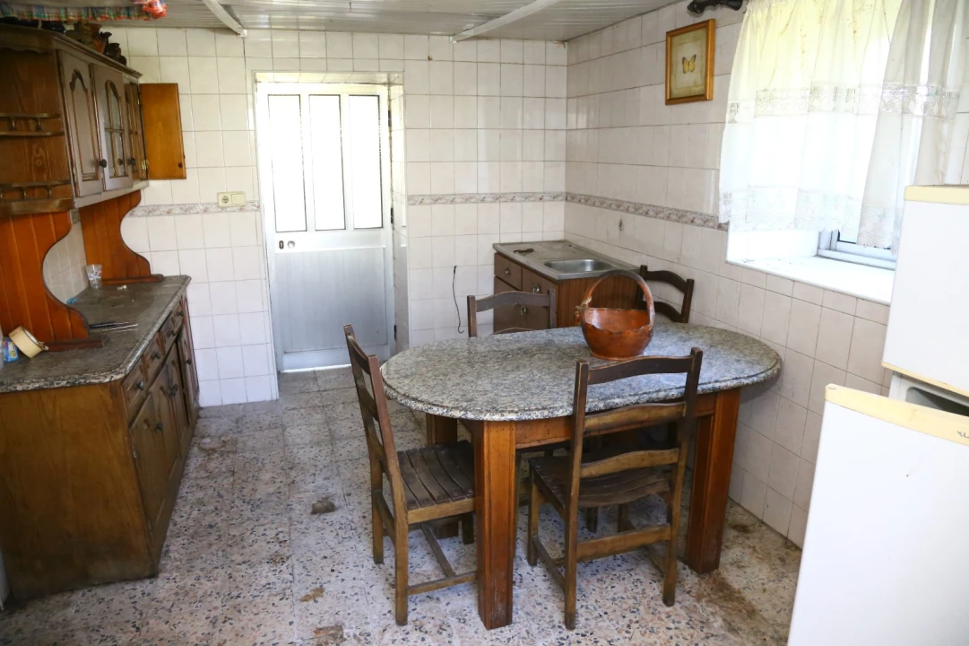 Moradia T3 para Venda em Sousela Foto 8