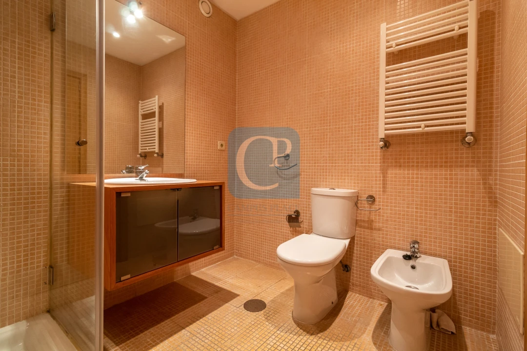 Apartamento T2 para Arrendamento em Ramalde Foto 22
