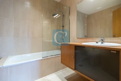 Apartamento T2 para Arrendamento em Ramalde