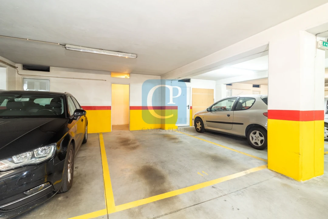 Apartamento T2 para Arrendamento em Ramalde Foto 26