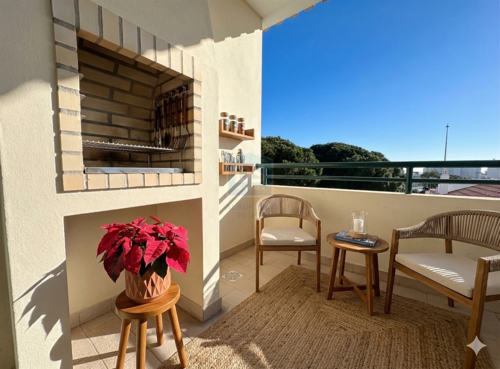 Apartamento T2 para Venda em Quarteira Foto 16