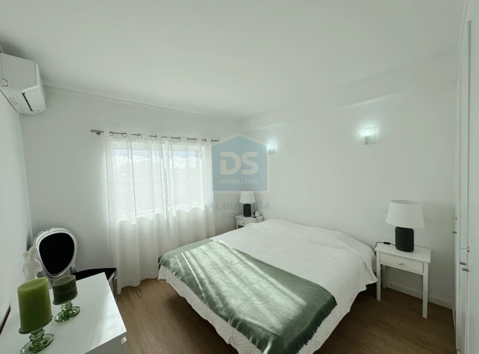 Apartamento T2 para Venda em Quarteira Foto 25