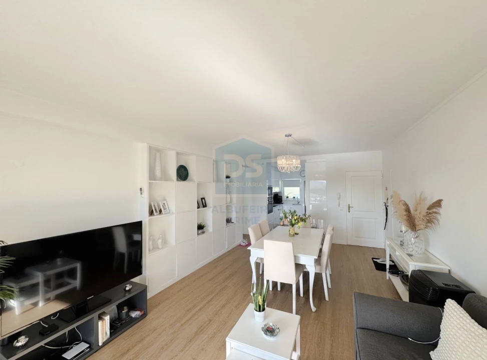 Apartamento T2 para Venda em Quarteira Foto 10