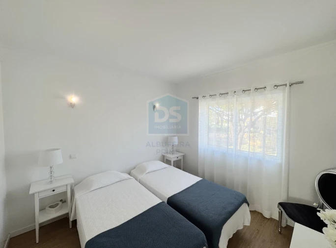 Apartamento T2 para Venda em Quarteira Foto 29