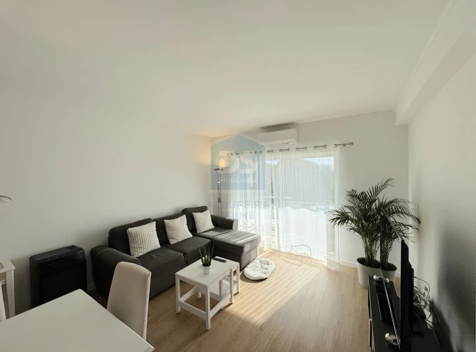 Apartamento T2 para Venda em Quarteira Foto 9