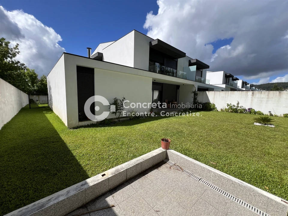 Moradia T3 para Venda em Viatodos, Grimancelos, Minhotães, Monte Fralães Foto 4