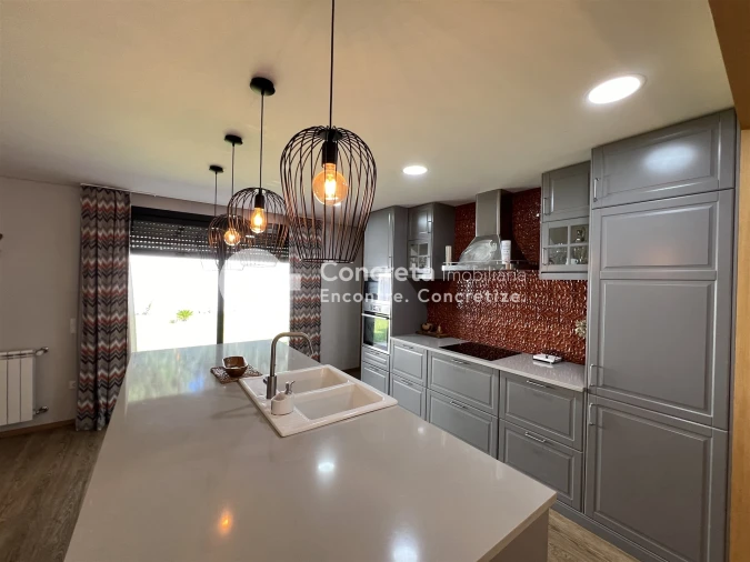 Moradia T3 para Venda em Viatodos, Grimancelos, Minhotães, Monte Fralães Foto 10