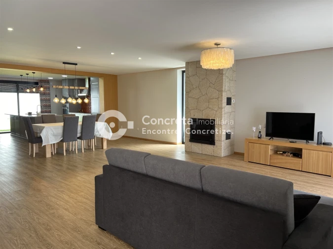 Moradia T3 para Venda em Viatodos, Grimancelos, Minhotães, Monte Fralães Foto 5