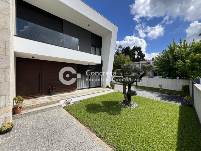 Moradia T3 para Venda em Viatodos, Grimancelos, Minhotães, Monte Fralães Foto 3