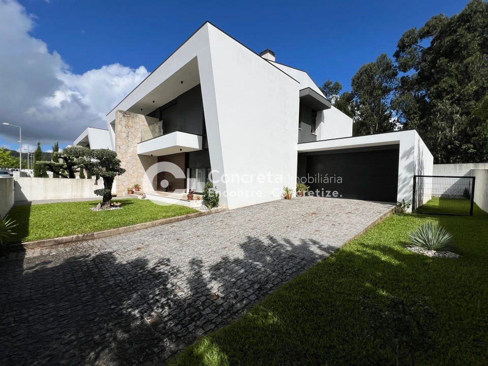 Moradia T3 para Venda em Viatodos, Grimancelos, Minhotães, Monte Fralães Foto 2