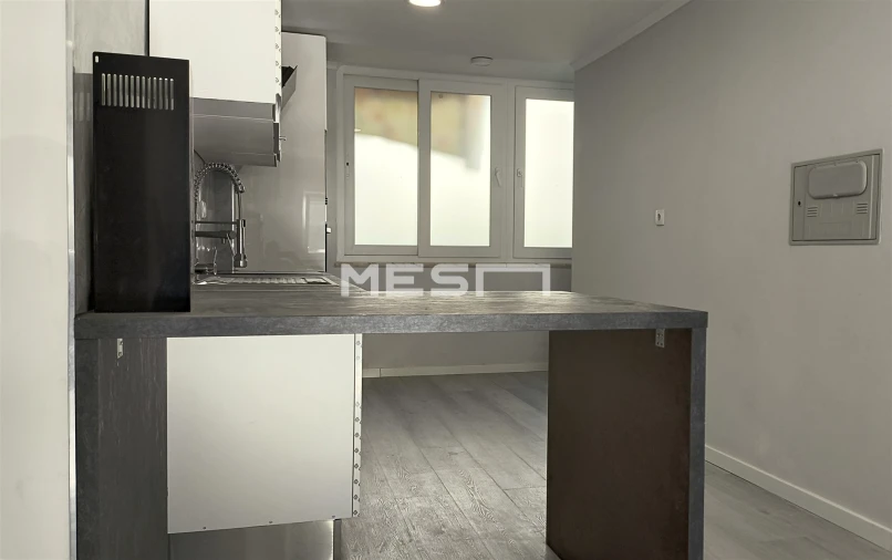 Apartamento T2 para Venda em Benfica Foto 4