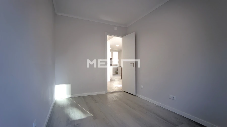 Apartamento T2 para Venda em Benfica Foto 10