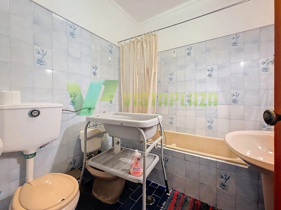 Apartamento T1 para Venda em Portimão Foto 11