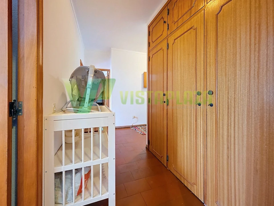 Apartamento T1 para Venda em Portimão Foto 12