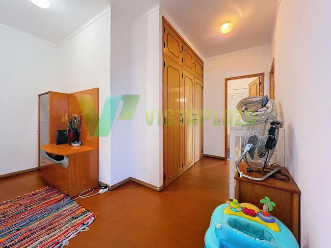 Apartamento T1 para Venda em Portimão Foto 2