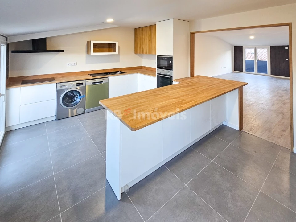 Apartamento T4 para Venda em Fatima Foto 2