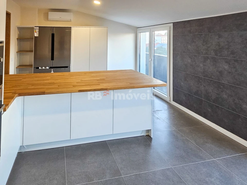 Apartamento T4 para Venda em Fatima Foto 8