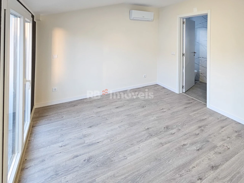 Apartamento T4 para Venda em Fatima Foto 13